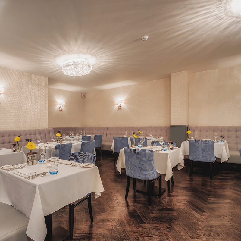 Pub Restaurant Seating
