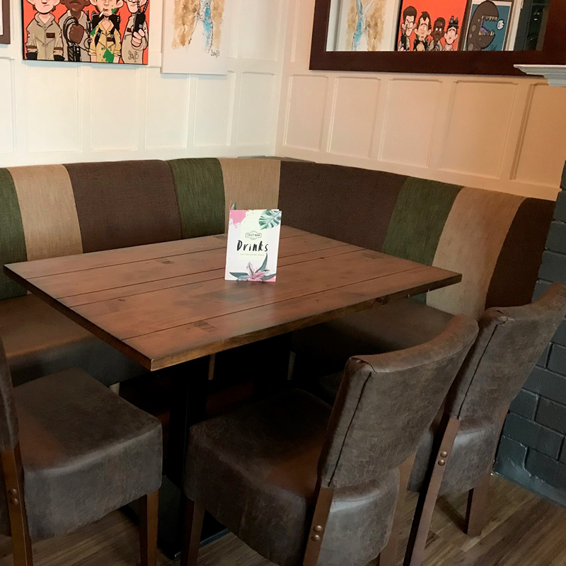 Panelled Back Corner Seating
